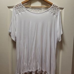 Avenue White Tee with Lace